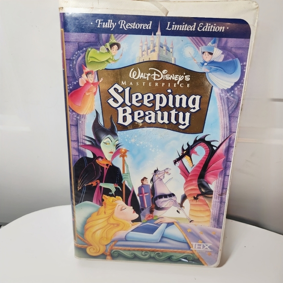 Disney Masterpiece Collection Sleeping Beauty Fully Restored Limited Edition VHS - Picture 1 of 11